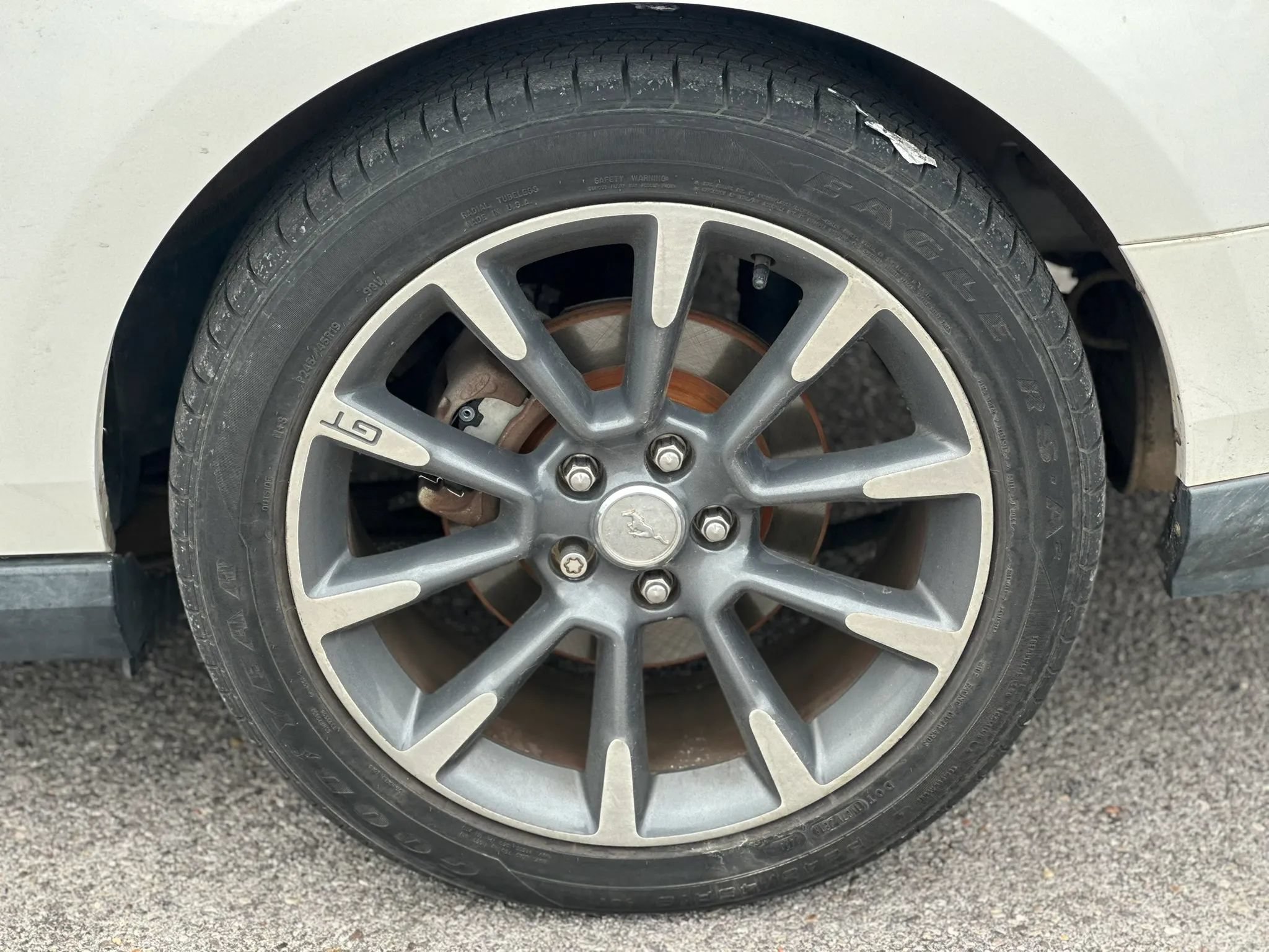 Used 2012 Ford Mustang GT Premium RWD image 17