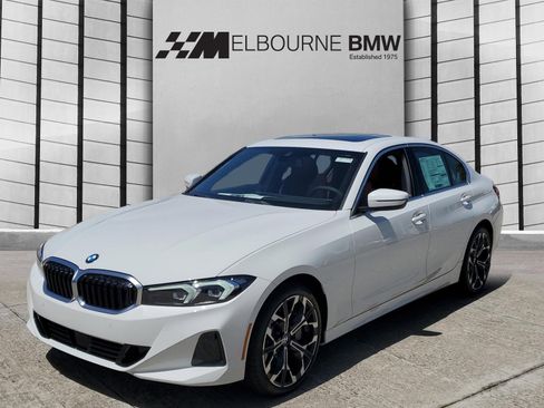 New 2025 BMW 330i Sedan w/ Convenience Package image 2