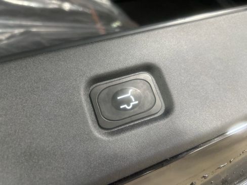 New 2025 Lincoln Navigator Reserve image 36