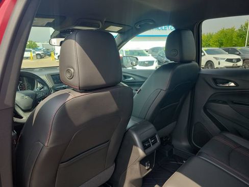 Used 2022 Chevrolet Equinox RS FWD image 24