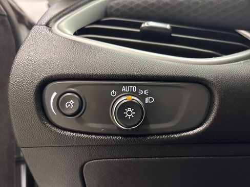 Used 2022 Chevrolet Malibu RS image 27
