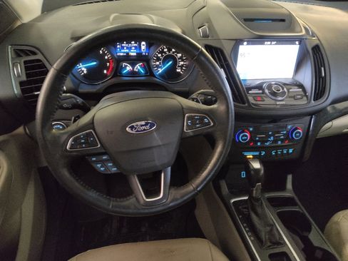 Used 2018 Ford Escape Titanium image 22