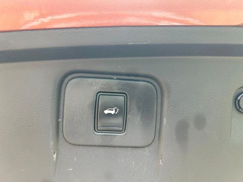 Used 2015 Nissan Murano Platinum w/ Platinum Technology Package AWD/4WD image 10