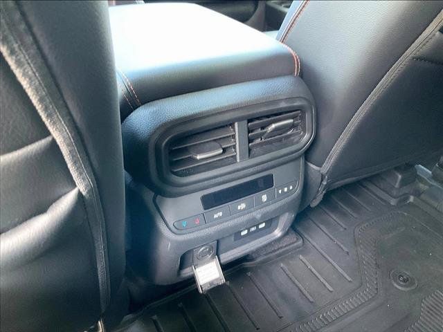 Used 2024 Honda Pilot TrailSport image 23