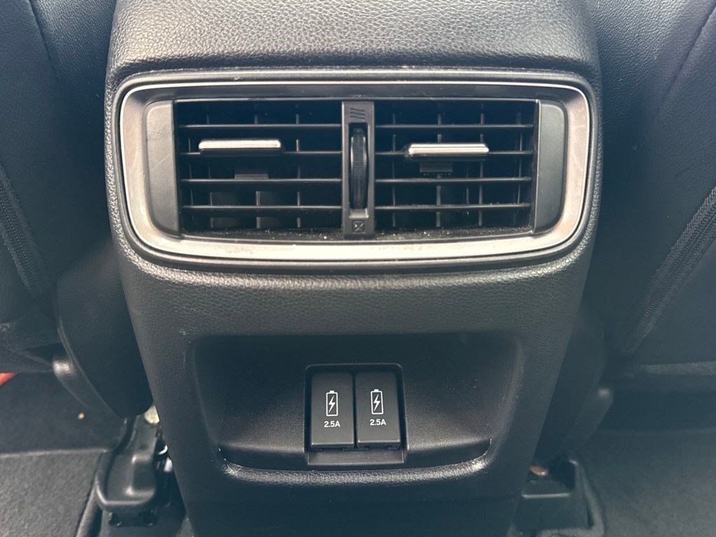 Used 2018 Honda CR-V Touring image 10