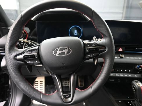 Certified 2025 Hyundai Elantra N Line image 23