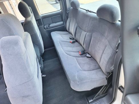 Used 2001 Chevrolet Silverado 1500 LS RWD image 32