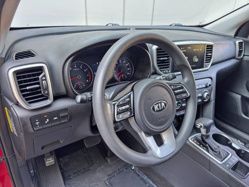 Used 2022 Kia Sportage LX w/ LX AWD Value Edition Package image 12