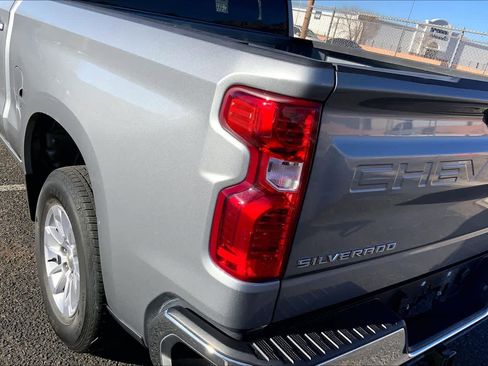 Used 2025 Chevrolet Silverado 1500 LT image 27