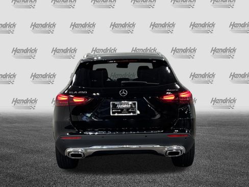 New 2026 Mercedes-Benz GLA 250 4MATIC image 5