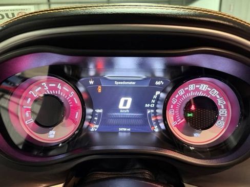 Used 2022 Dodge Challenger R/T Scat Pack RWD image 22