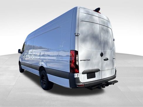 New 2025 Mercedes-Benz Sprinter 3500 image 3