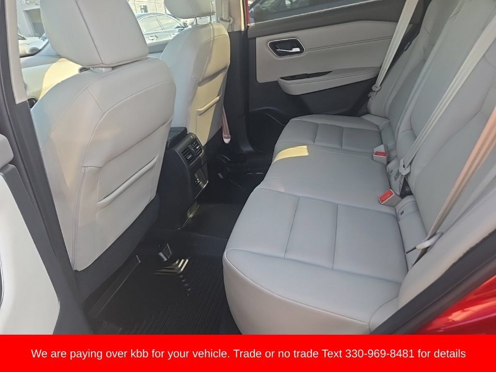 Used 2021 Nissan Rogue SV w/ Premium Package AWD/4WD image 30