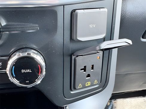 New 2025 Ford F150 Lariat w/ Equipment Group 502A High image 18