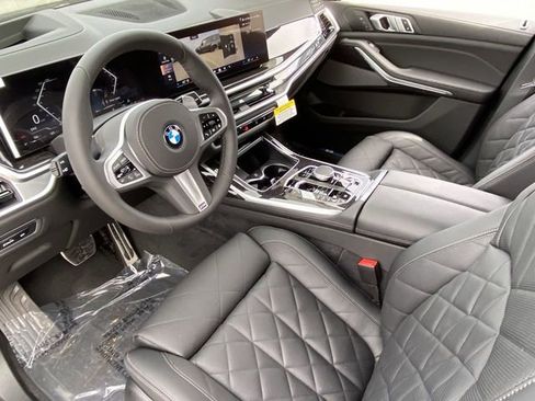 New 2025 BMW X7 xDrive40i w/ M Sport Package image 18