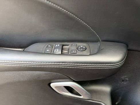 Used 2021 Dodge Challenger SXT w/ Plus Package image 4