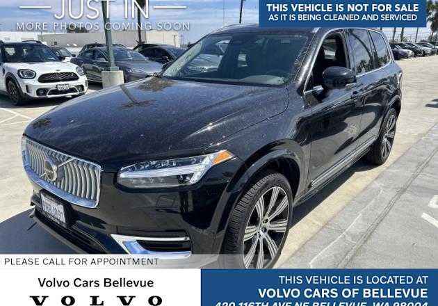 Used 2025 Volvo XC90 T8 Plus w/ Protection Package Premier AWD/4WD image 1