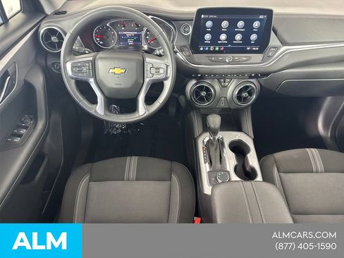 Used 2025 Chevrolet Blazer LT FWD image 26
