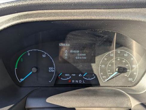 Used 2023 Ford E-Transit Medium Roof image 22