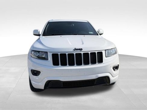 Used 2014 Jeep Grand Cherokee Altitude AWD/4WD image 2