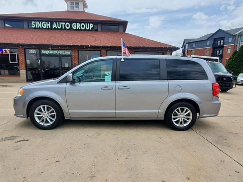 Used 2019 Dodge Grand Caravan SXT FWD image 5