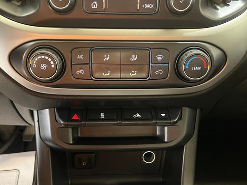 Used 2019 Chevrolet Colorado LT AWD/4WD image 29