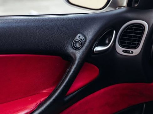 Used 2005 Pontiac GTO RWD image 64