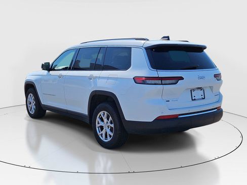 Used 2022 Jeep Grand Cherokee L Limited AWD/4WD image 3