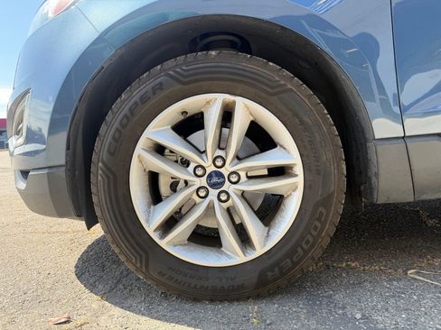 Used 2018 Ford Edge SEL w/ Equipment Group 201A FWD image 9