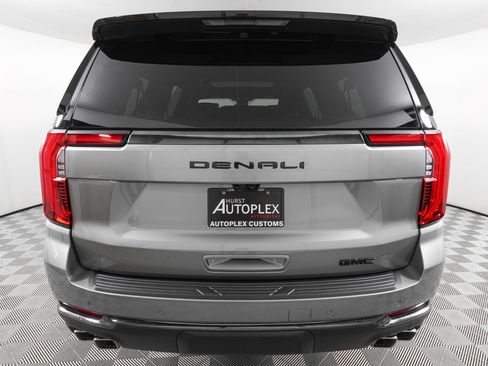 Used 2026 GMC Yukon XL Denali Ultimate w/ LPO, Floor Liner Package AWD/4WD image 6