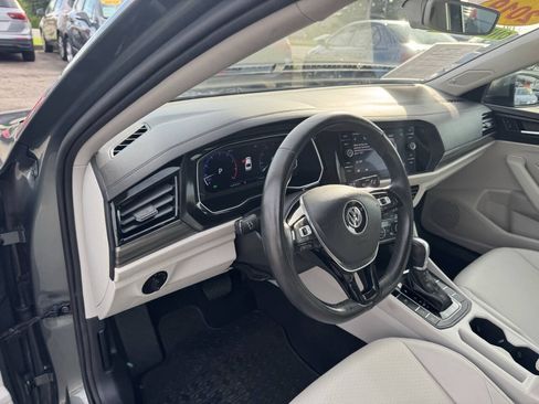 Used 2019 Volkswagen Jetta SEL FWD image 23