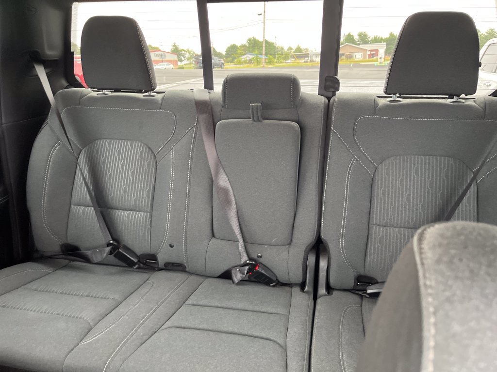 Used 2022 RAM 1500 Big Horn AWD/4WD image 14