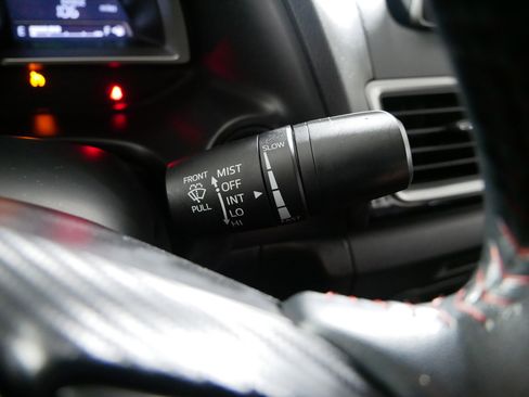 Used 2014 MAZDA MAZDA3 i Touring image 30