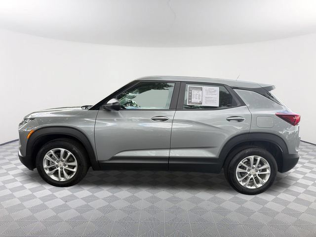 Used 2025 Chevrolet TrailBlazer LS FWD image 8