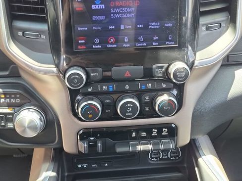 Used 2019 RAM 1500 Laramie AWD/4WD image 15