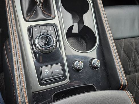 Used 2022 Nissan Maxima SR w/ Sport Mat Group image 14