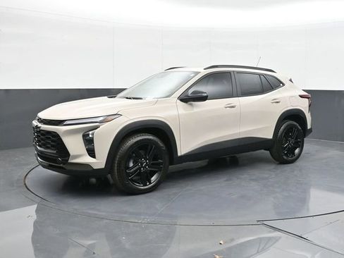 New 2026 Chevrolet Trax ACTIV w/ Driver Confidence Package image 6