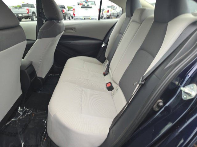 Used 2022 Toyota Corolla LE w/ Carpet Mat Package (TMS) FWD image 20