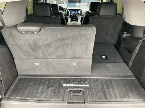 Used 2015 Cadillac Escalade Premium AWD/4WD image 49