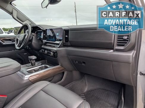 Used 2023 Chevrolet Silverado 1500 LT Trail Boss w/ Convenience Package II AWD/4WD image 31