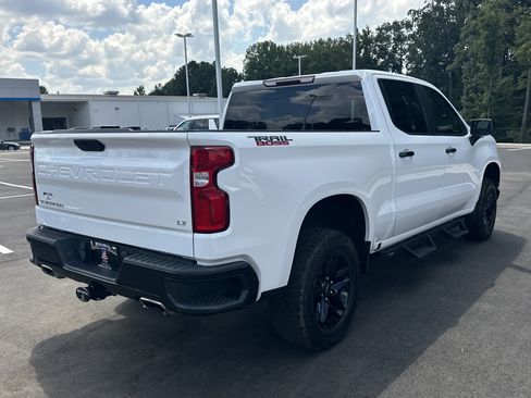 Used 2021 Chevrolet Silverado 1500 LT Trail Boss w/ Bed Protection Package AWD/4WD image 8