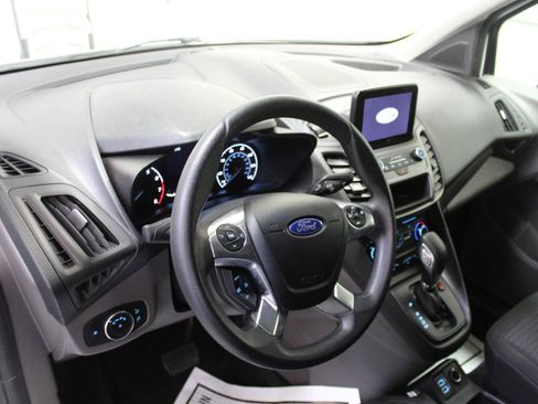 Used 2019 Ford Transit Connect XLT FWD image 7
