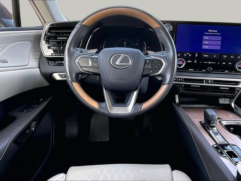Used 2024 Lexus RX 350 FWD w/ Convenience Package image 6