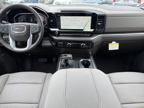 New 2026 GMC Sierra 1500 SLT AWD/4WD image 9