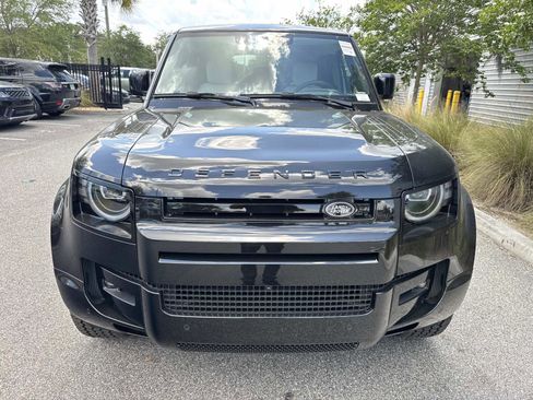 New 2026 Land Rover Defender 110 X-Dynamic SE AWD/4WD image 8