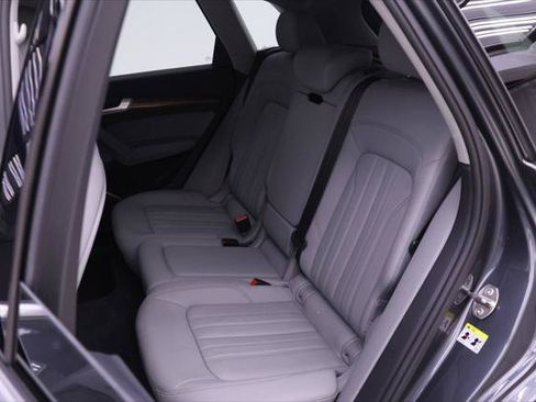 Certified 2023 Audi Q5 2.0T Premium w/ Convenience Package AWD/4WD image 13