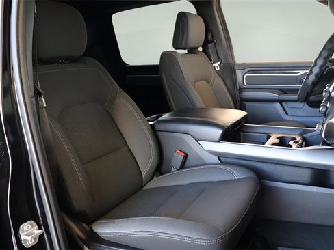 Used 2021 RAM 1500 Big Horn image 21