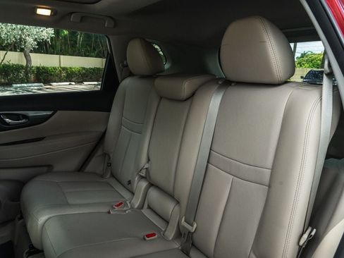 Used 2015 Nissan Rogue SL w/ SL Premium Package FWD image 22