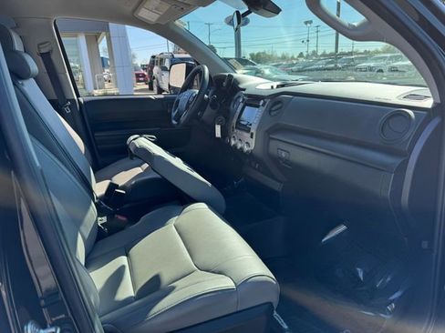 Used 2019 Toyota Tundra SR AWD/4WD image 29
