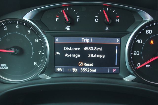 Used 2024 GMC Terrain SLT w/ Infotainment Package II FWD image 27